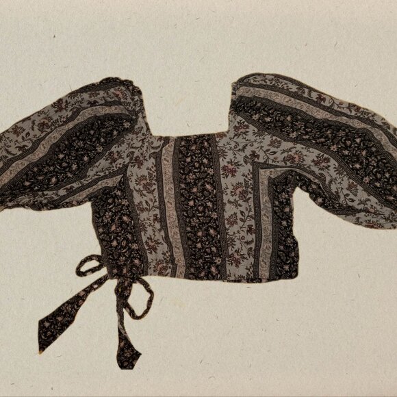 American Eagle Paisley Crop Tie Puff Sleeve Shirt - Size M - Picture 1 of 3